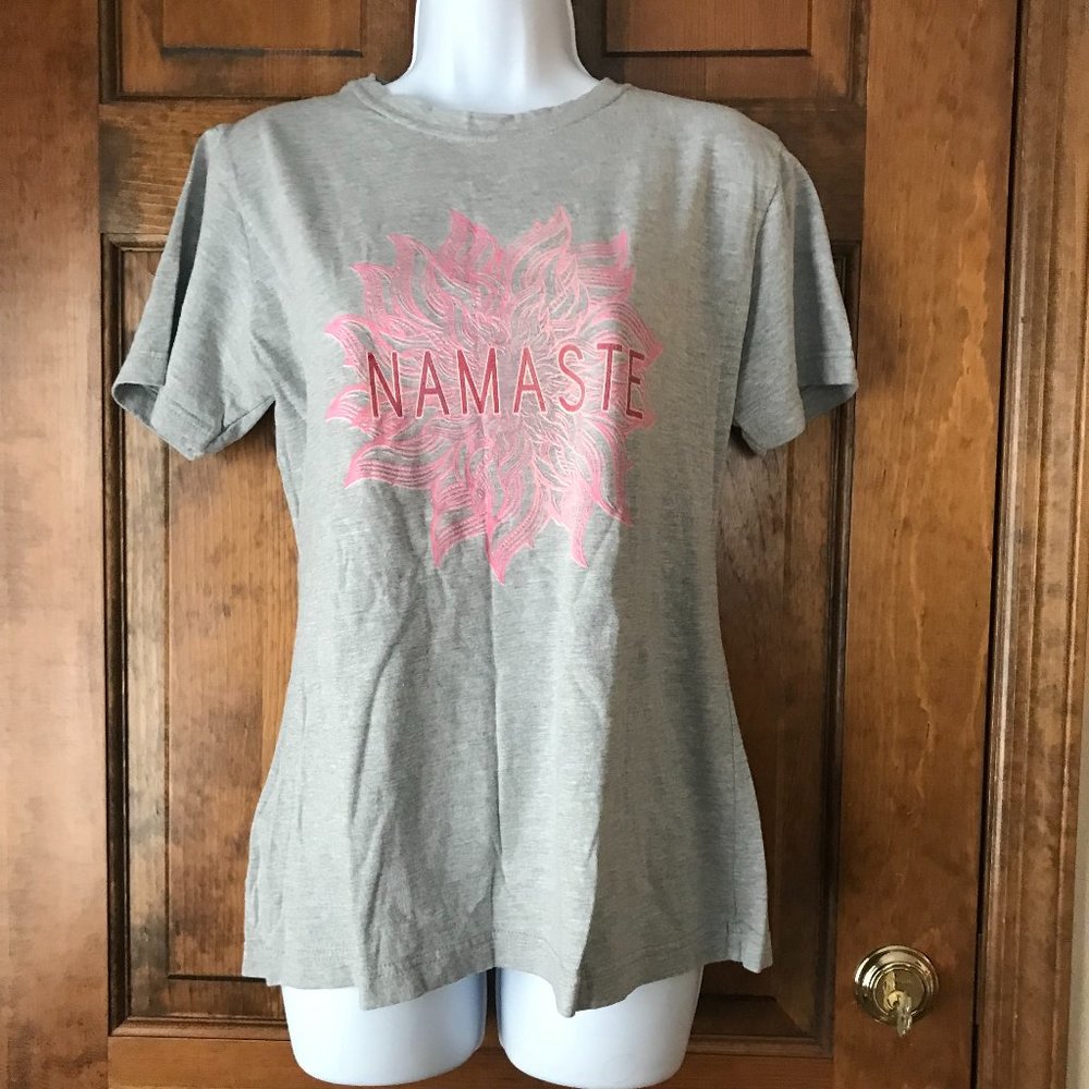 Peaceful Warrior Gray w/Pink NAMASTE Short Sleeve Tee Large